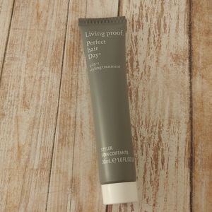 Living Proof 5 in 1 styling Treatment